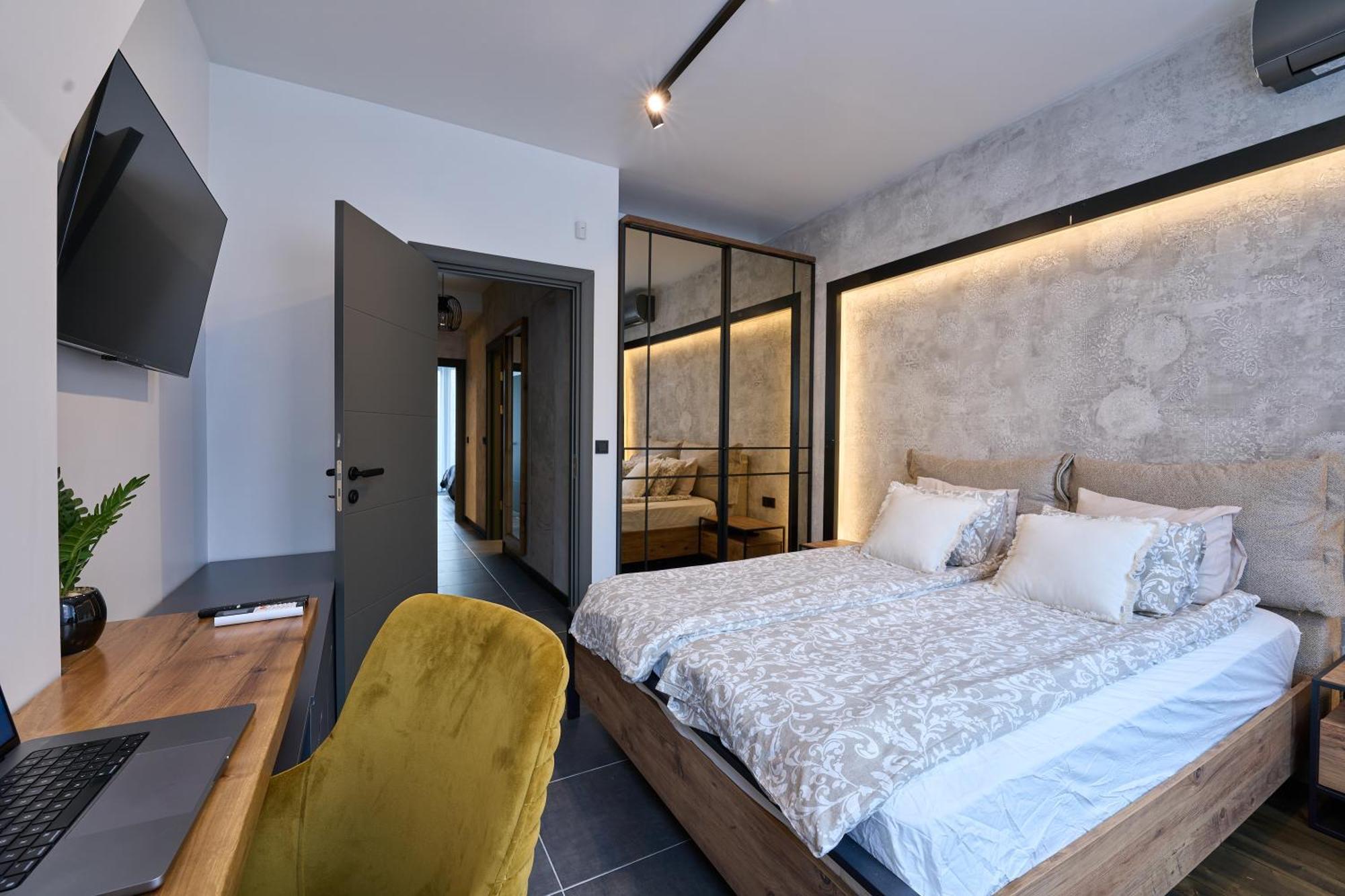 Apartament Luxury 2 Bedroom - Private Garden *