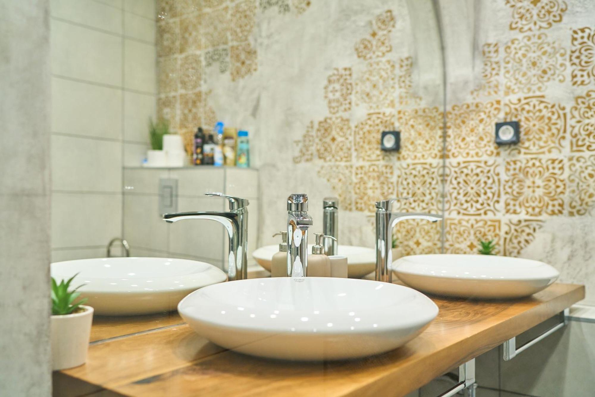 Luxury 2 Bedroom - Private Garden Apartamento *